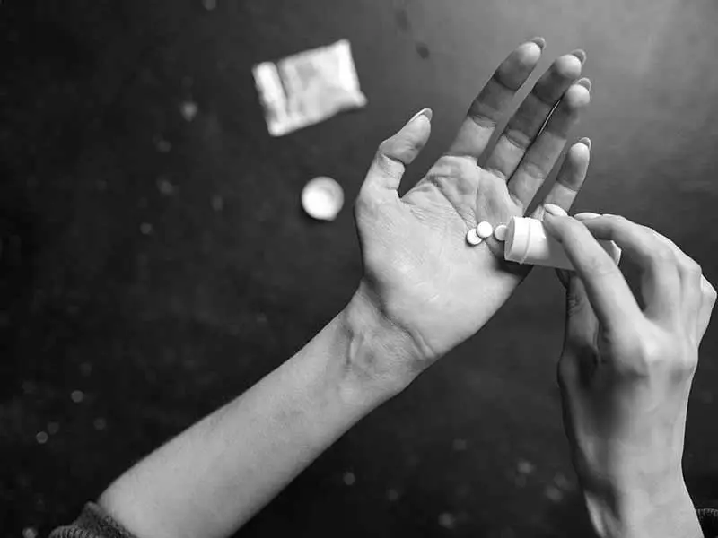¿CUÁLES SON LAS SEÑALES DE UNA ADICCIÓN A LAS DROGAS?